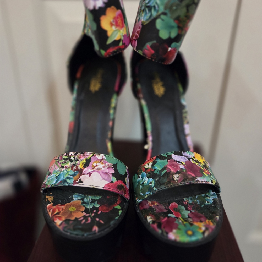 Charlotte Russe Floral Platform Heels - Multicolor
